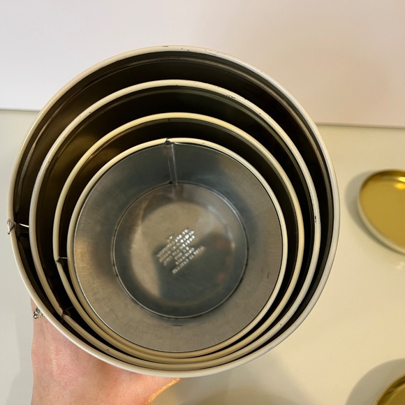 Vintage England Metal Tin Nesting Canister Set Of 4 Birds Kitchen - Picture 13 of 16